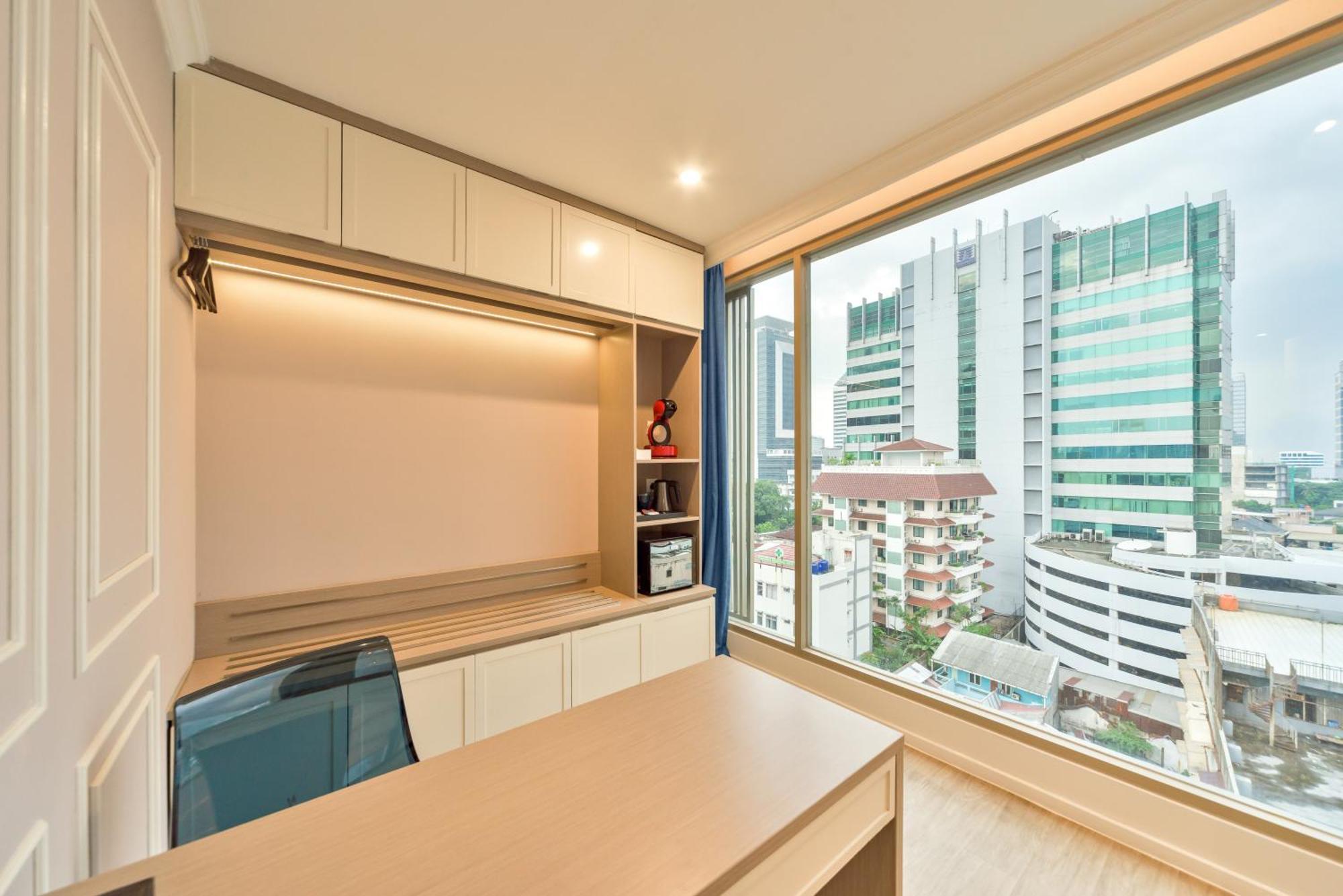 Ashley Sabang Hotel 4*